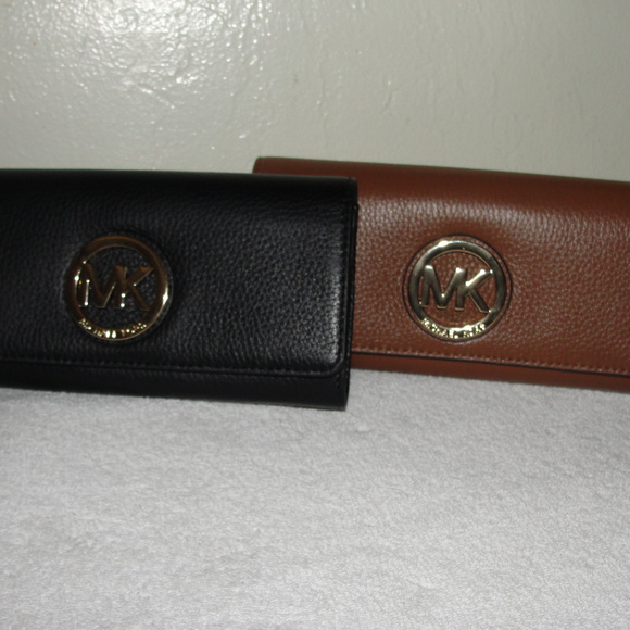 NWT/brand new brown wallet by Michael kors - Picture 5 of 6